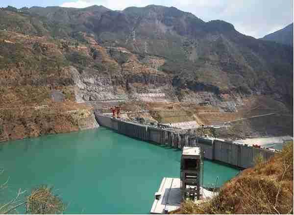 中国首富李河君：花260亿建造水电站，每年盈利36亿，4年赚1655亿